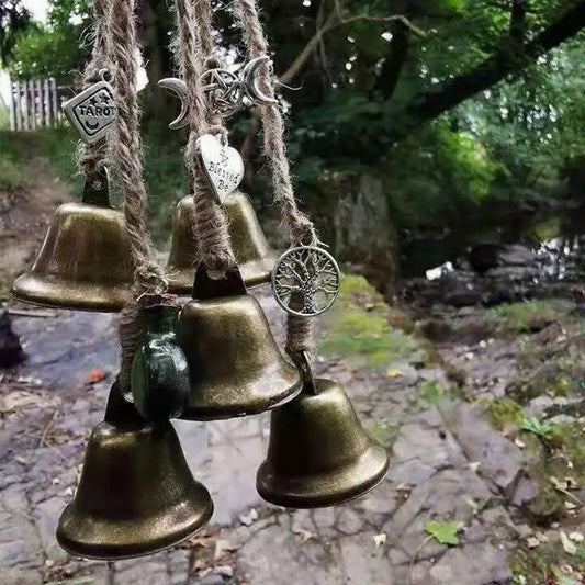 Campanas de bruja hechas a mano