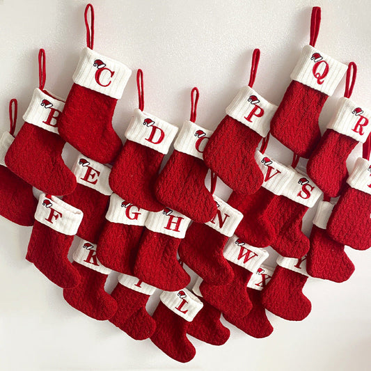 Acogedores calcetines de punto, bolsa de regalo con caramelos bordados, calcetín navideño con letras - ¡Perfecto para los más pequeños!