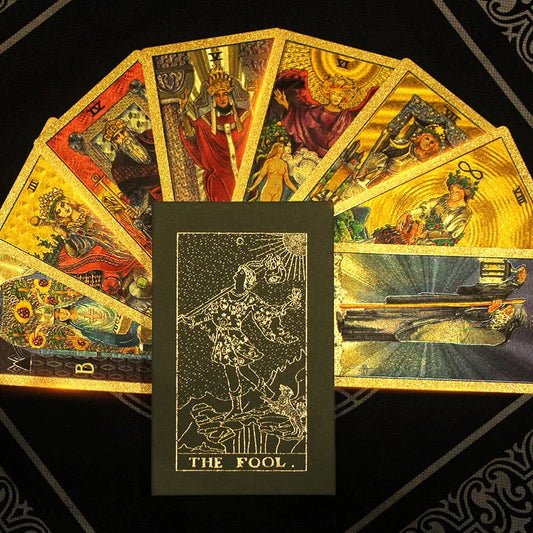 Explora el mundo místico del Tarot Tarot de láminas de oro